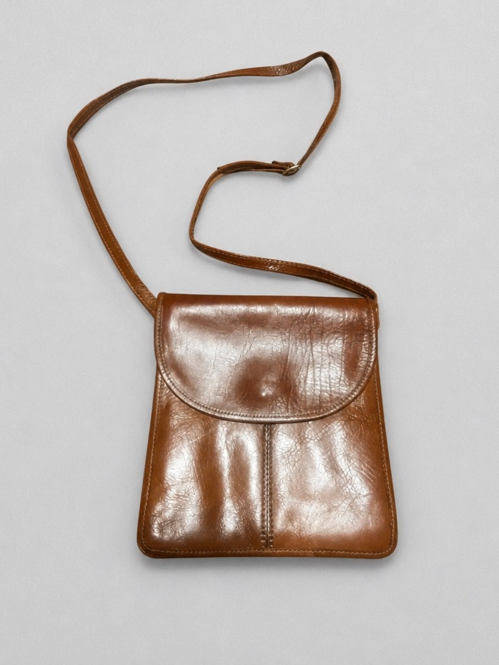 Vintage Tano (Made In Italy)Classic Brown Leather Crossbody Bag